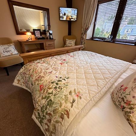 The Auld Kirk Bed & Breakfast Ballater Ngoại thất bức ảnh